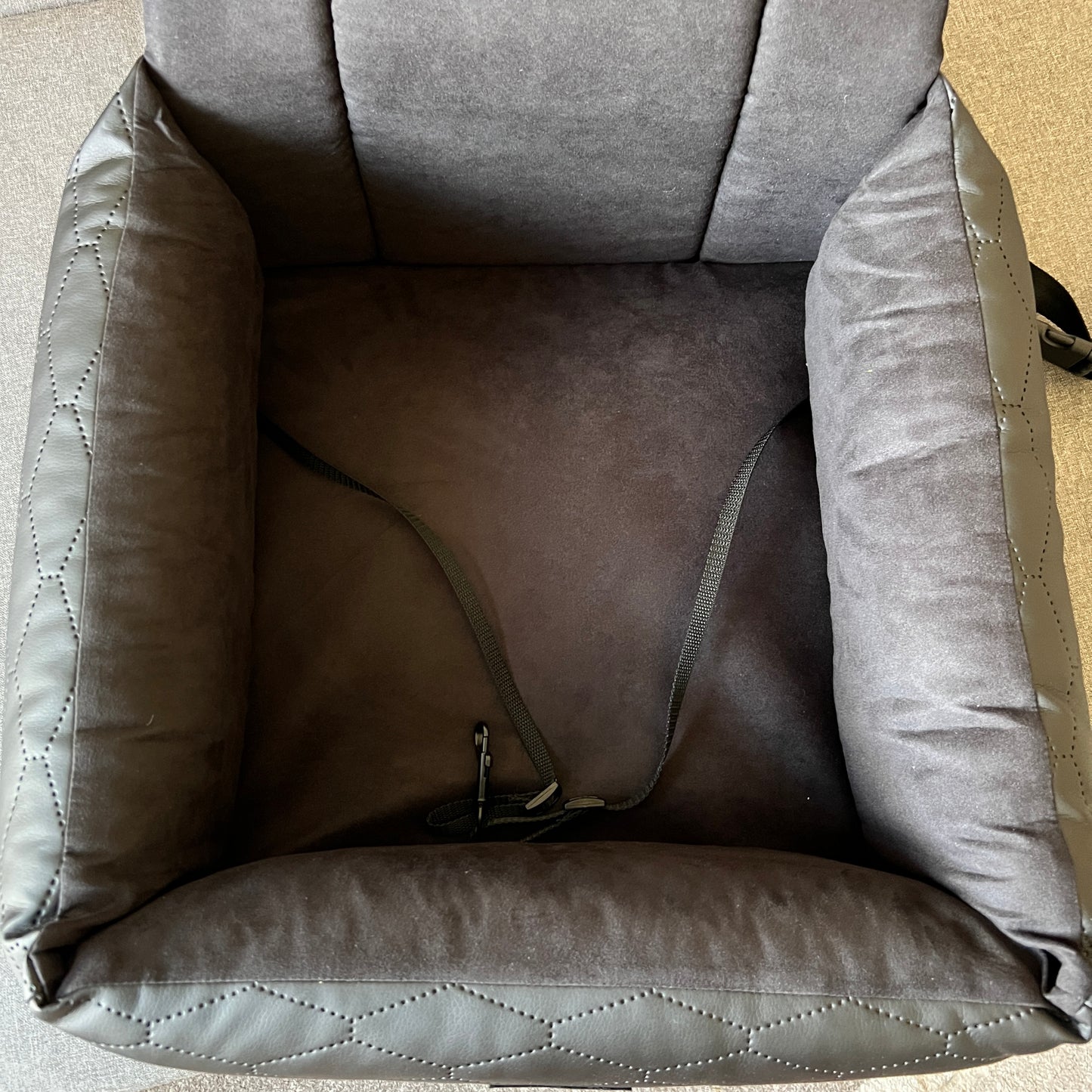 ComfortDrive car seat