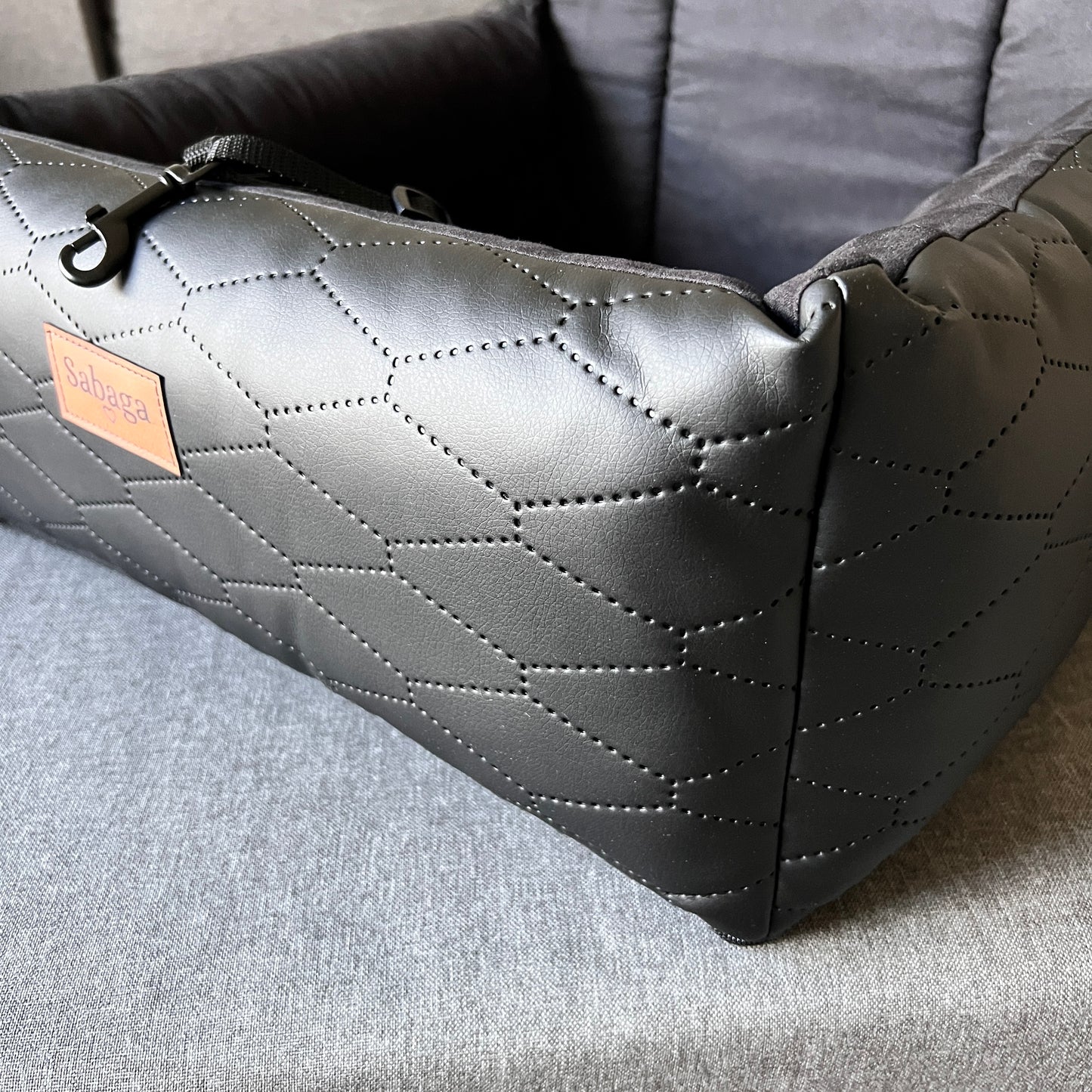 ComfortDrive car seat