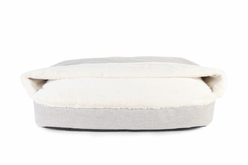 Sabaga HoodyLux II soft hooded bed